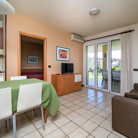 Primera Apartmanhotel Moniga del Garda