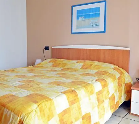 Primera Moniga del Garda