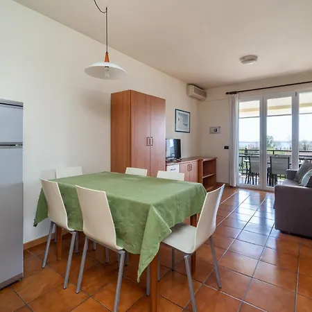 Aparthotel Primera 4*