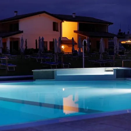Aparthotel Primera 4*